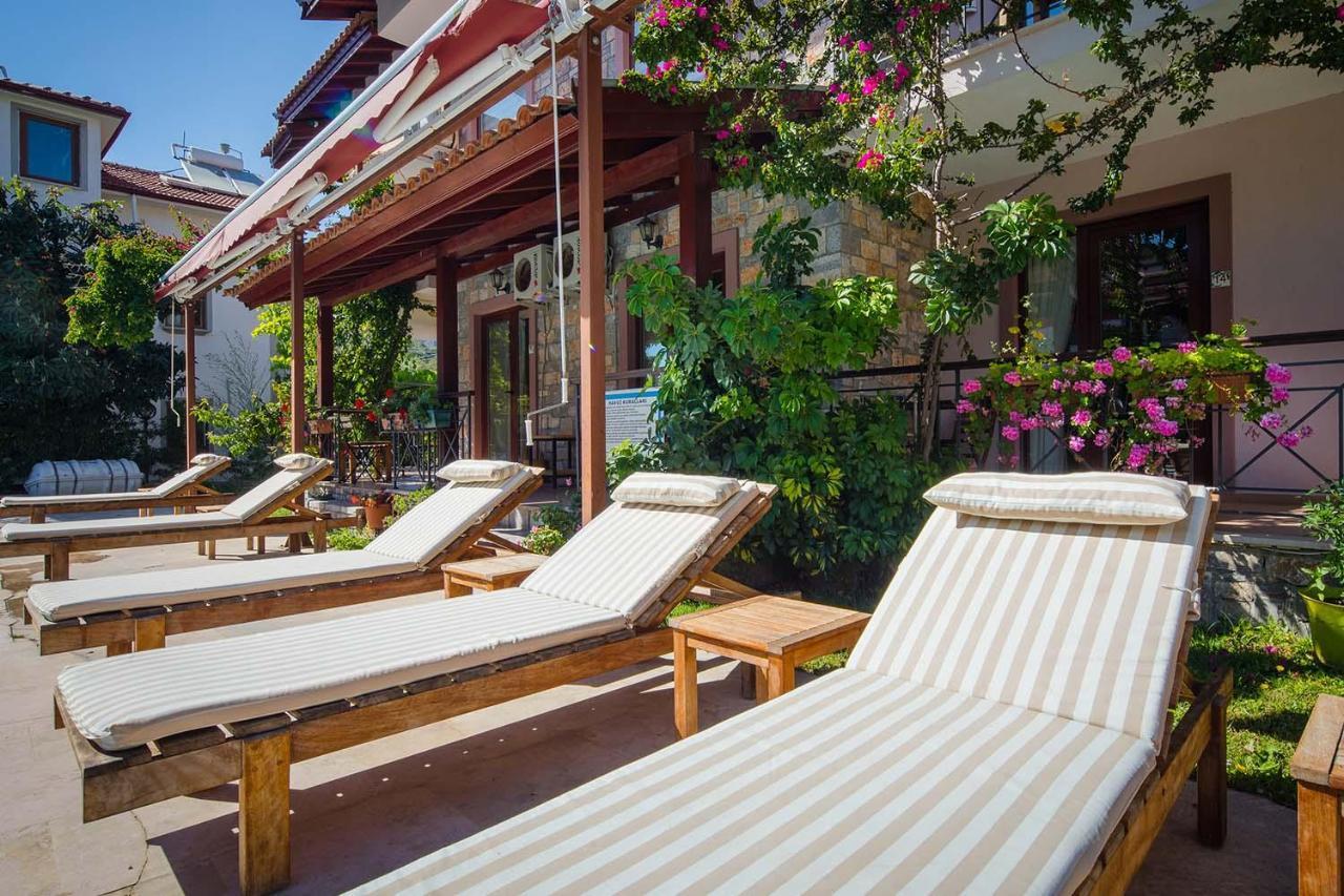 Vira Hotel *