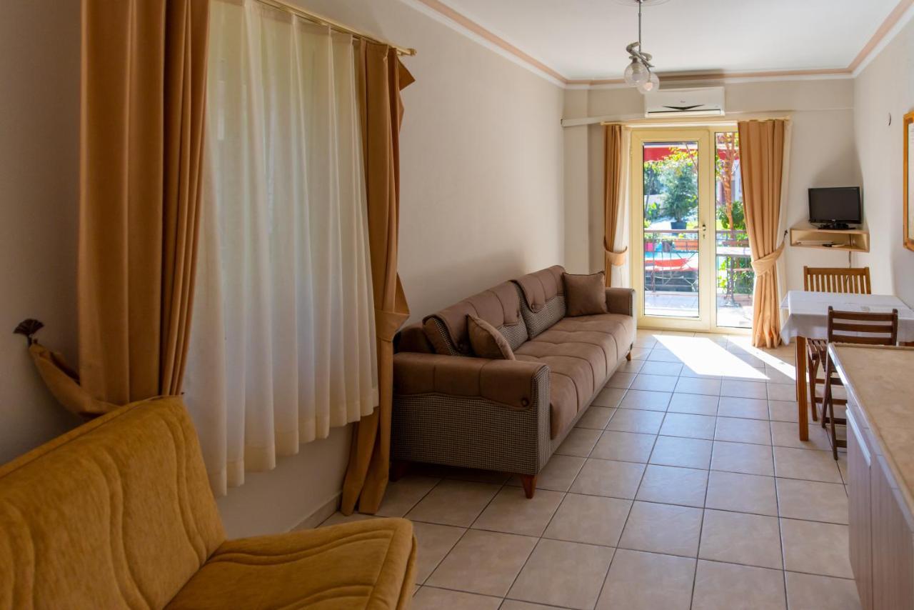 Hotel Vira